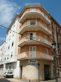 Hotel Apartaments Gesoria Porta Ferrada سان فيليو ذي غيشولس المظهر الخارجي الصورة